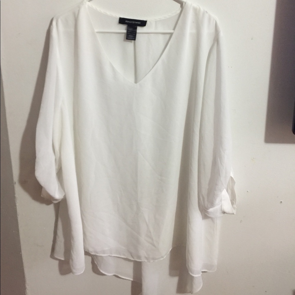 White Blouse w/ cuffed sleeves